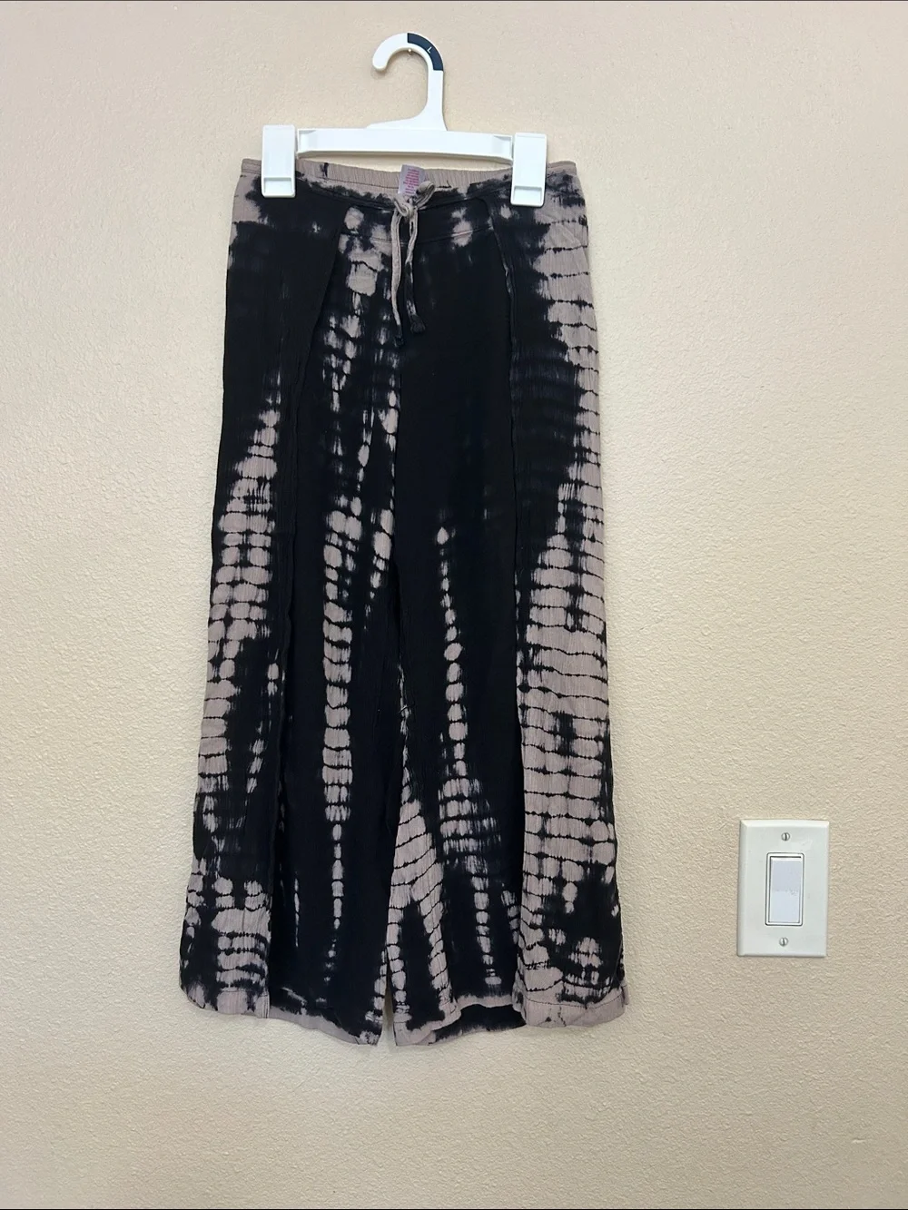 Girls Black and Beige Tie-Dye loose pants